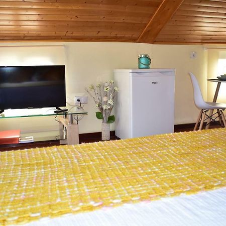 Casa Do Avo Ladeira Villa Estreito Da Calheta ภายนอก รูปภาพ